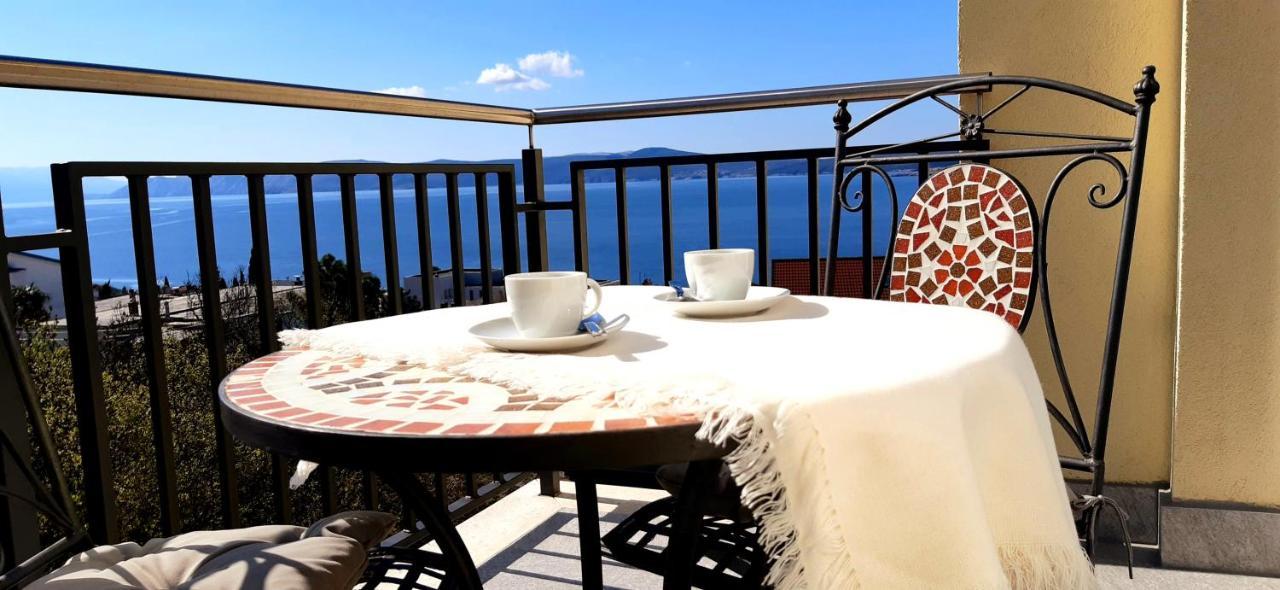 Apartment Port View Crikvenica Bagian luar foto